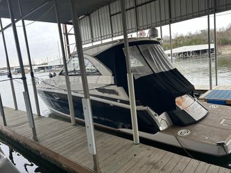37' Regal 2014 Yacht For Sale